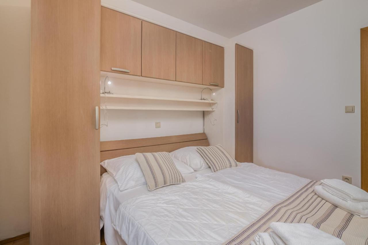 Apartments Celeste Климно Экстерьер фото