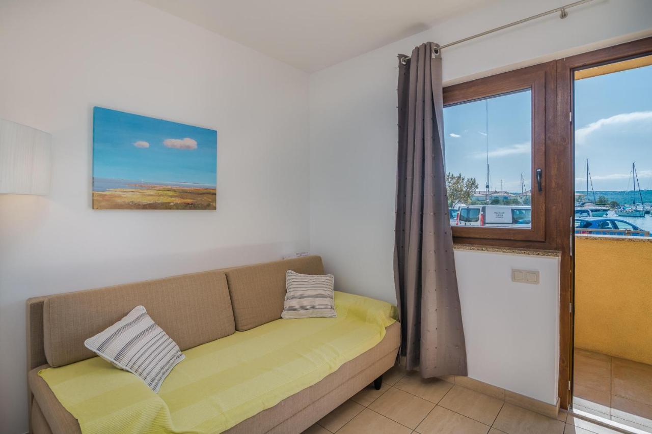 Apartments Celeste Климно Экстерьер фото