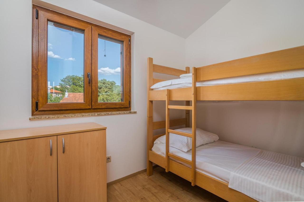 Apartments Celeste Климно Экстерьер фото