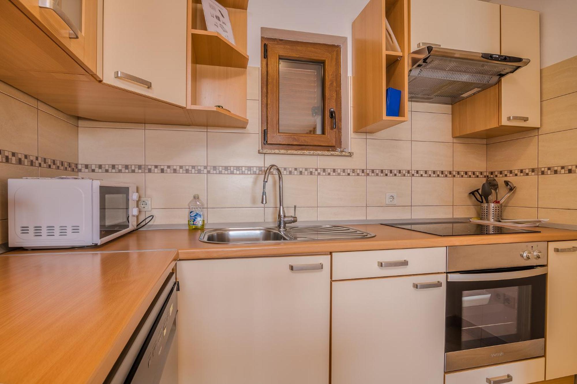 Apartments Celeste Климно Экстерьер фото